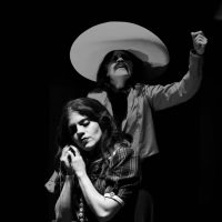 Emiliana Cabaret Revolucionario thumb